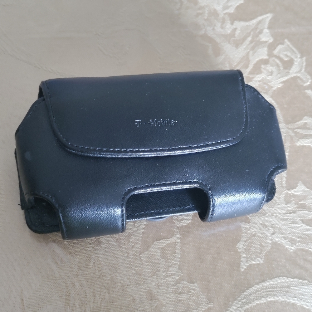 T-Mobile Black Leather Phone Holster